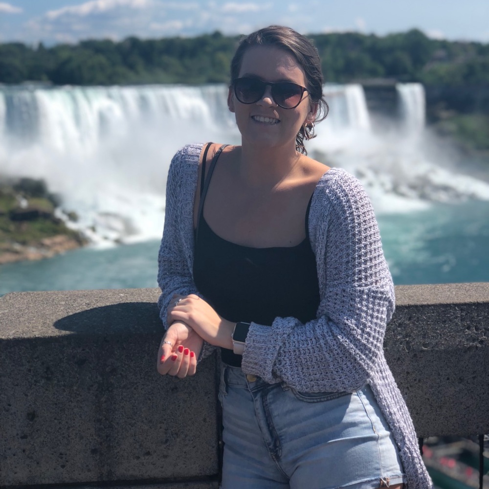 Meet your Posher, Logan